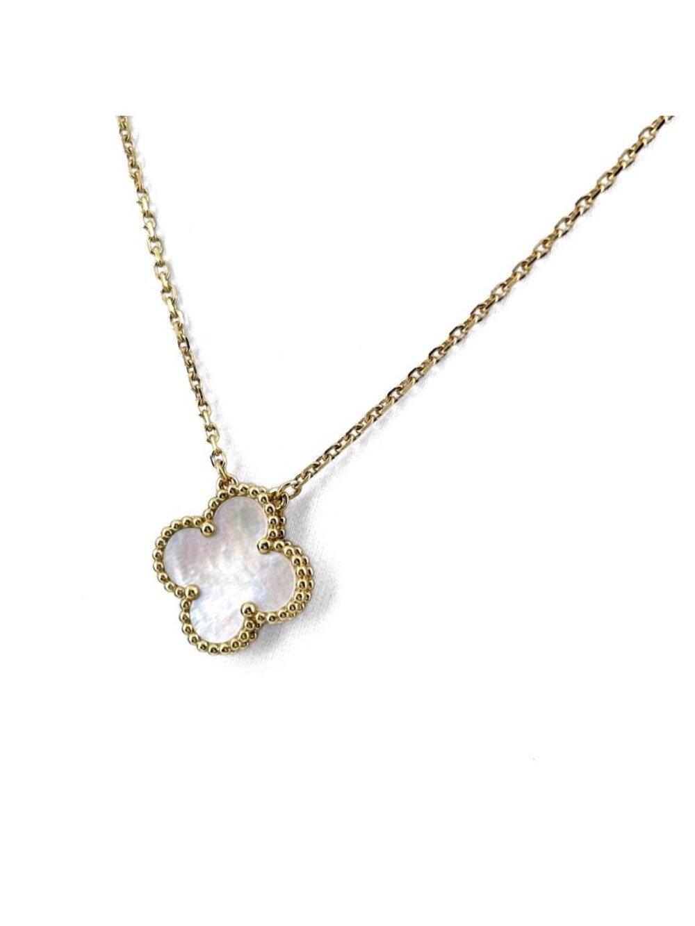 Van Cleef & Arpels Vintage Alhambra Yellow Gold Shell Pendant